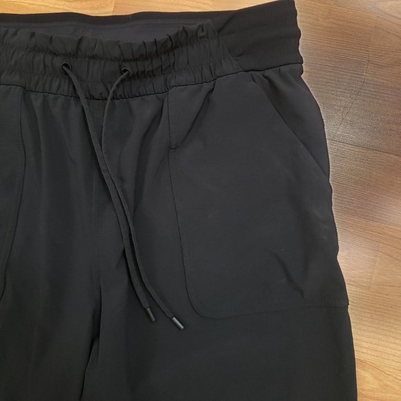 Lululemon Stretch High-Rise Pant 7/8 Length Black Crop Sz 12 - Picture 4 of 12